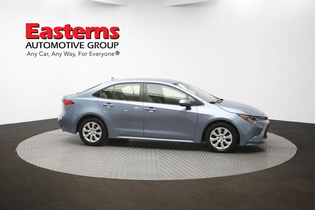 Vehicle image 19 of 60