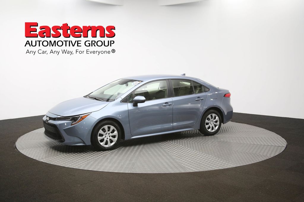 Vehicle image 2 of 60