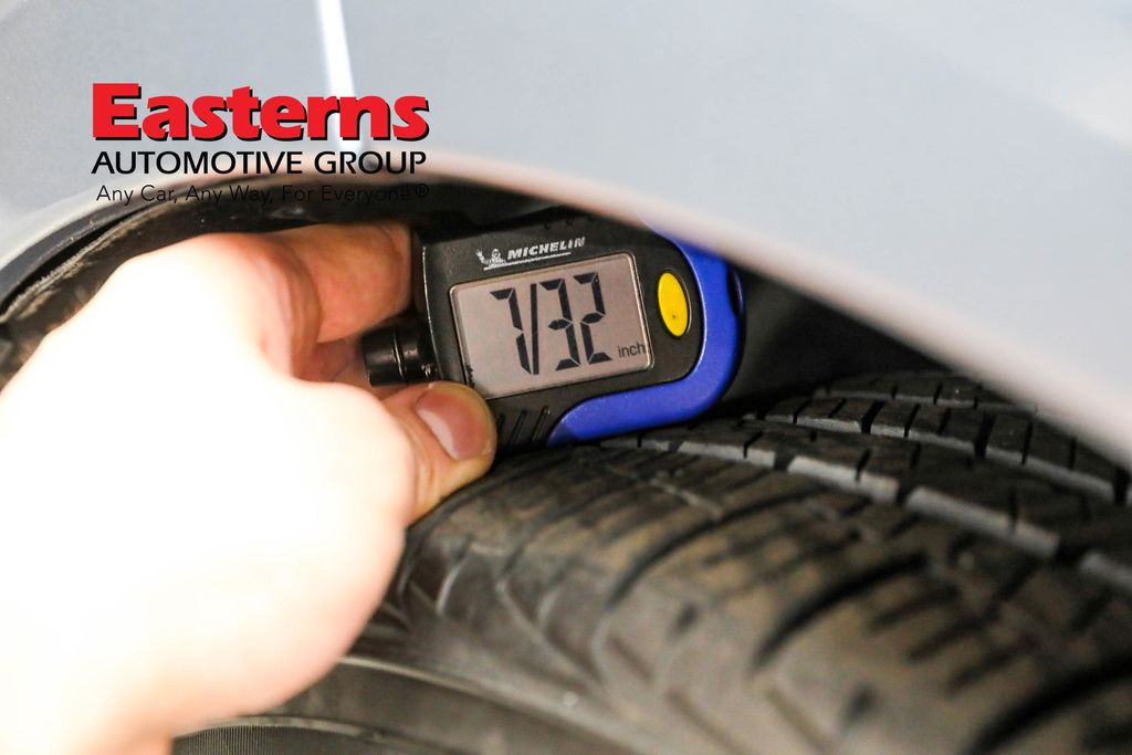 Vehicle image 53 of 60