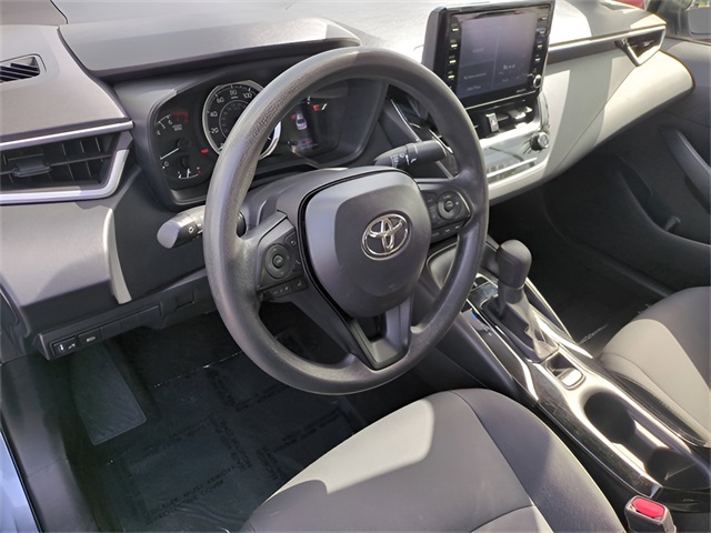 Vehicle image 16 of 33