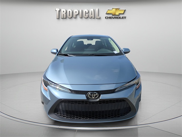 Vehicle image 2 of 33