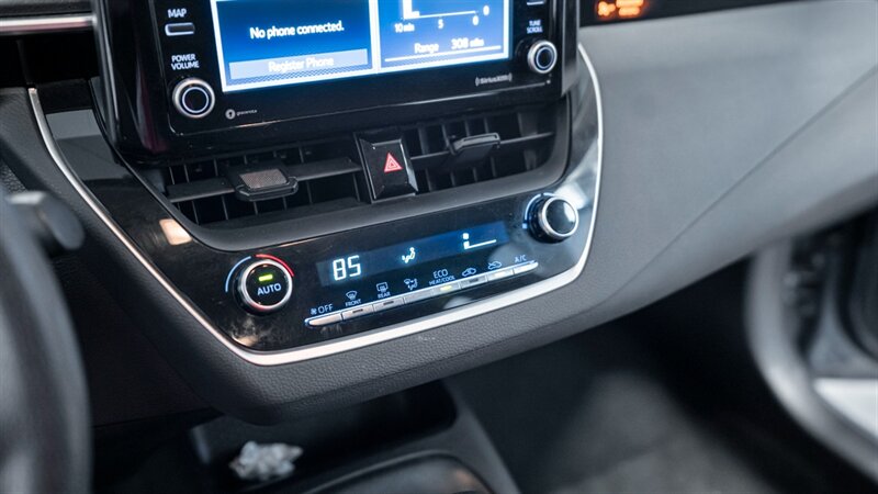 Vehicle image 24 of 29