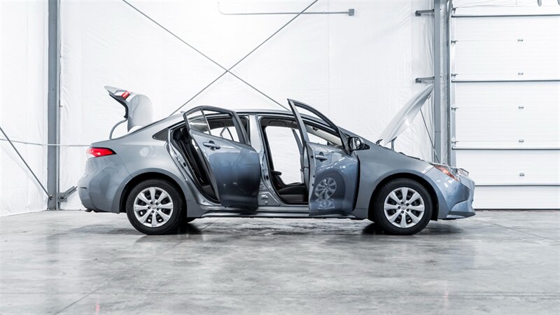 Vehicle image 6 of 29