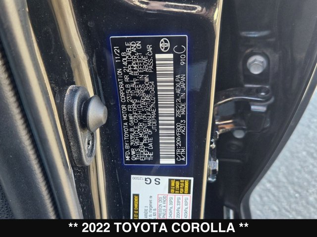 Vehicle image 24 of 28