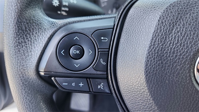 Vehicle image 29 of 34