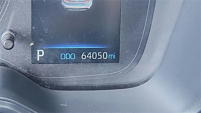 Vehicle image 12 of 34