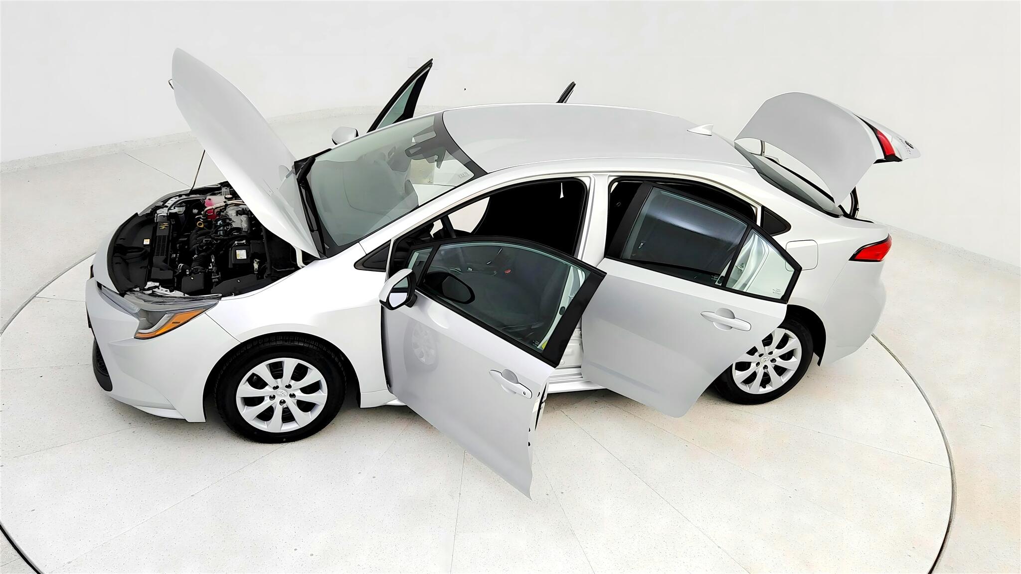 Vehicle image 32 of 39