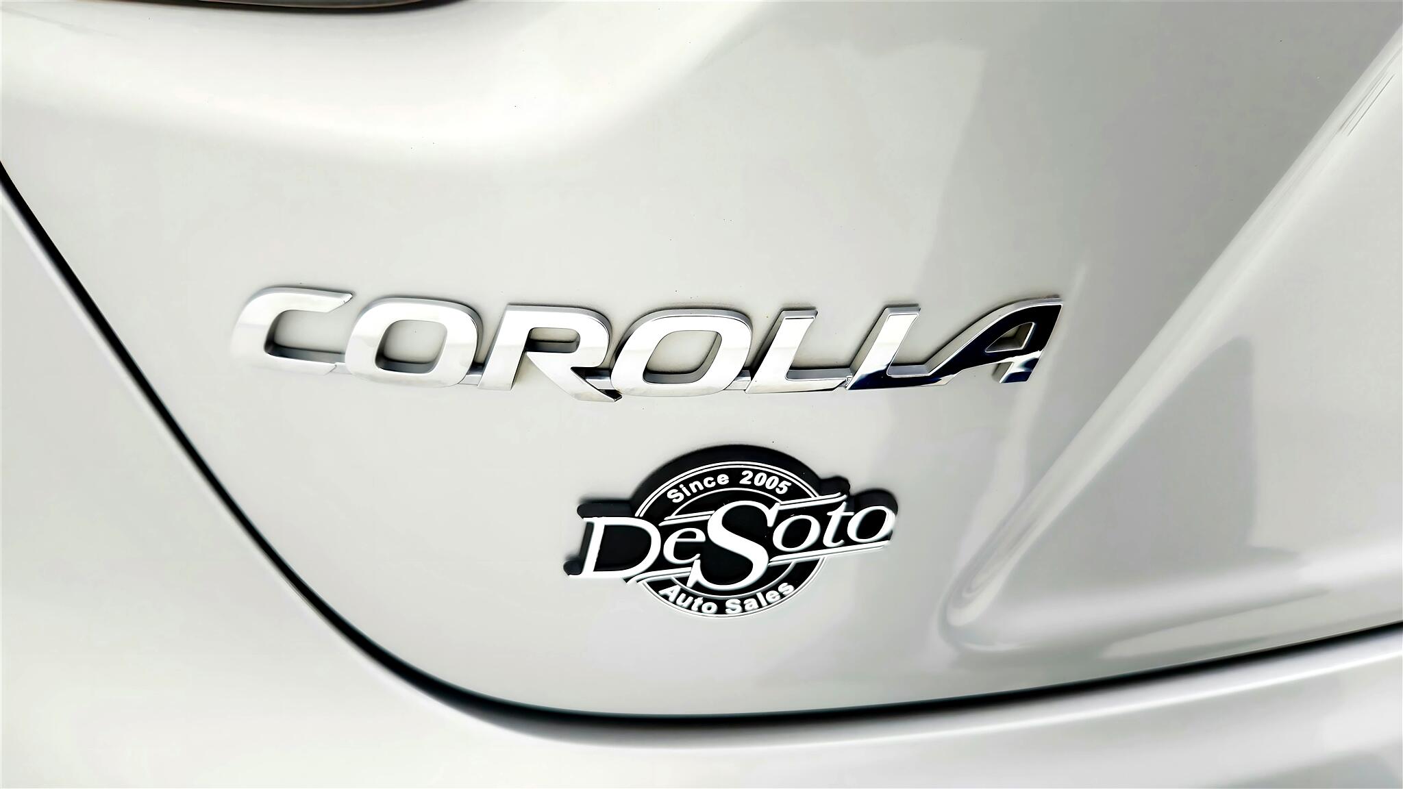 Vehicle image 38 of 39