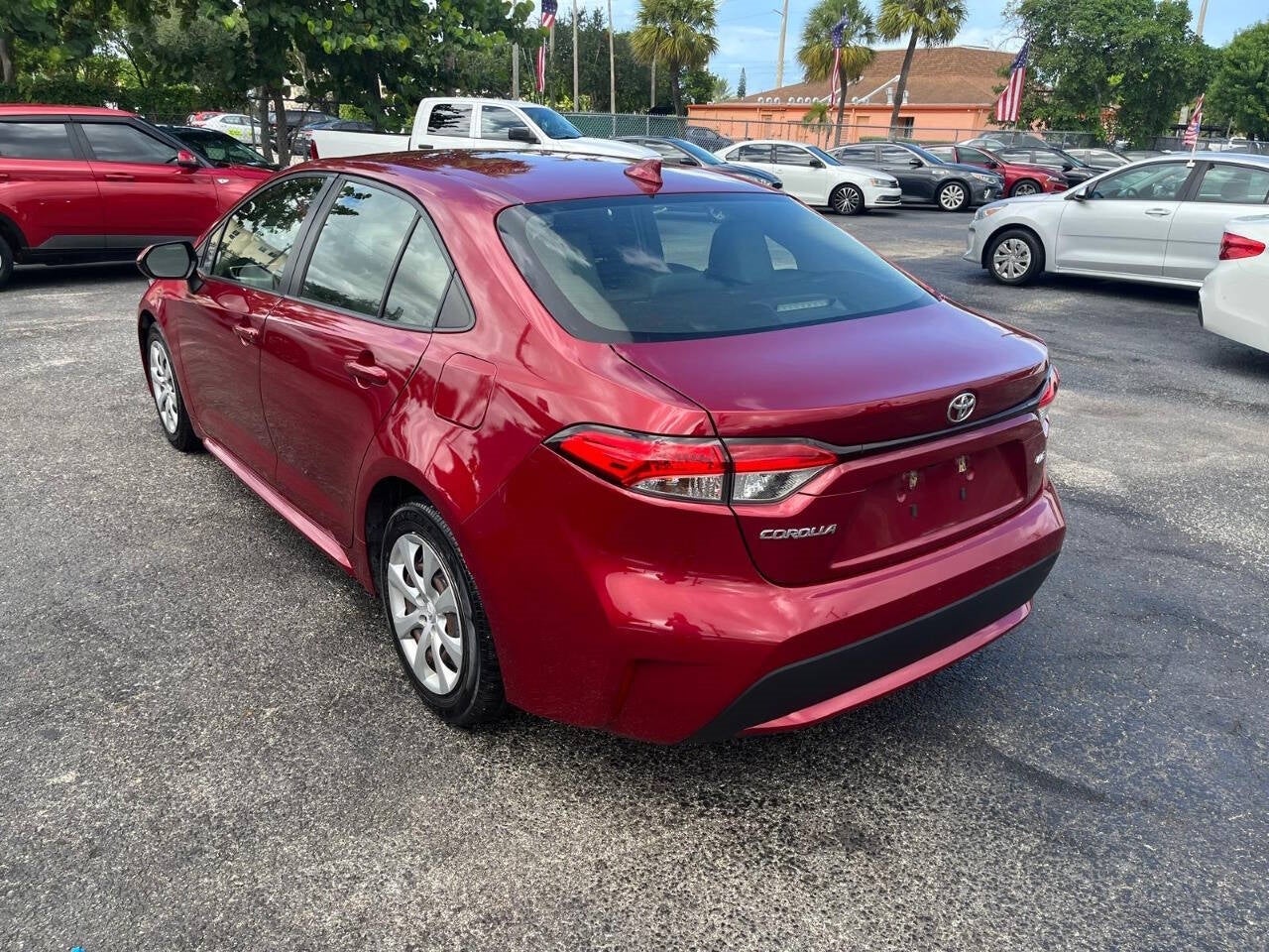 Vehicle image 10 of 40