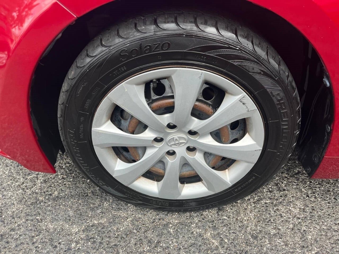 Vehicle image 16 of 40