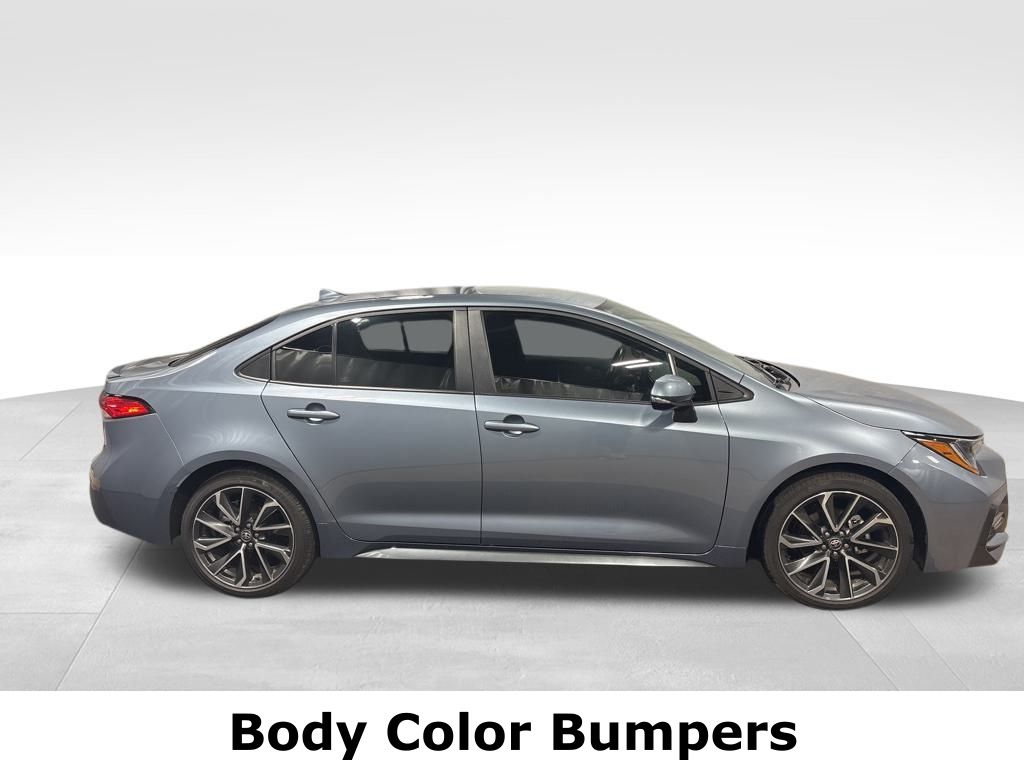 Vehicle image 4 of 41