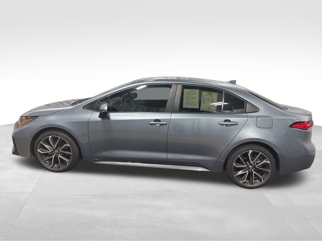 Vehicle image 7 of 41