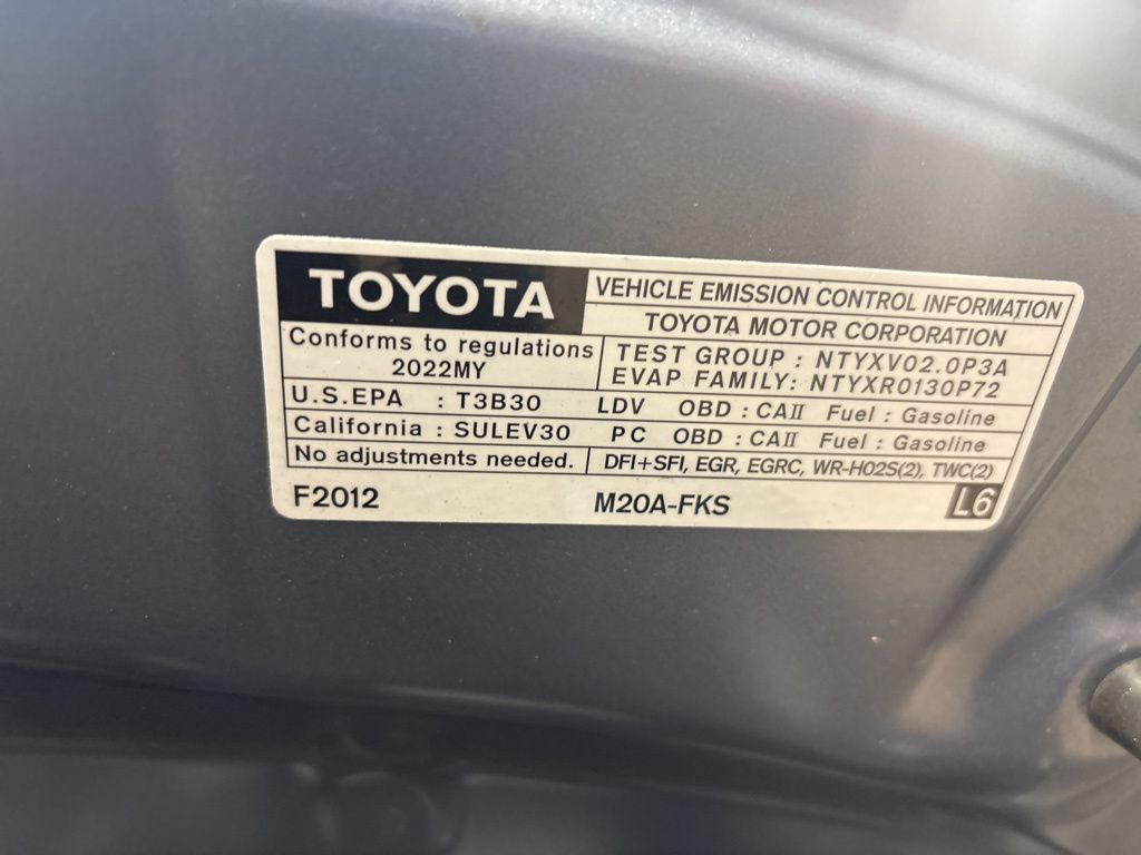 Vehicle image 14 of 41
