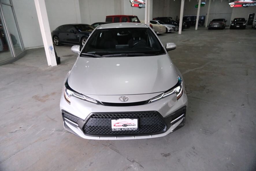 Vehicle image 2 of 39