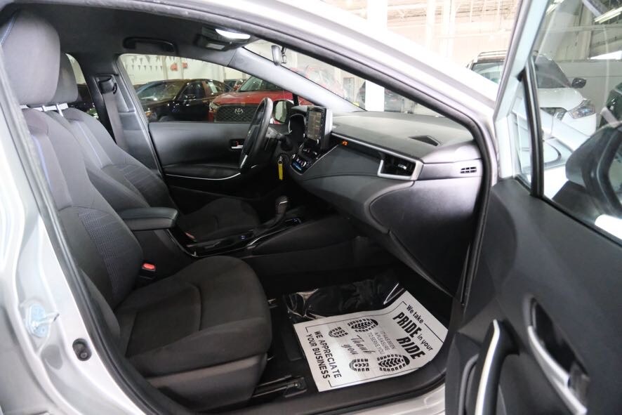Vehicle image 31 of 39
