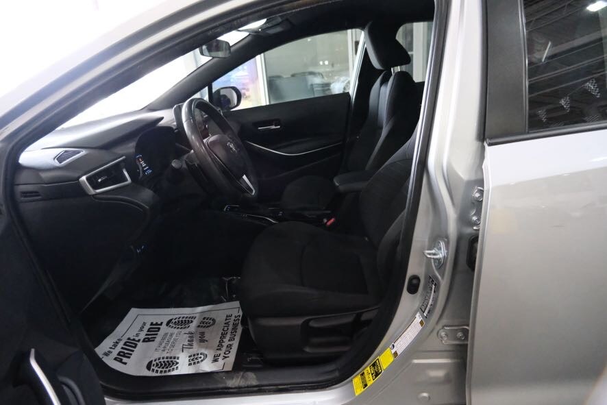 Vehicle image 15 of 39