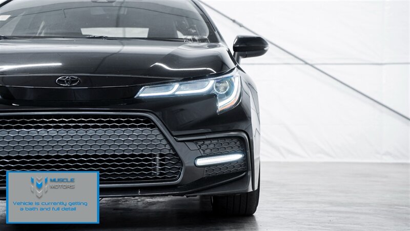 Vehicle image 2 of 18