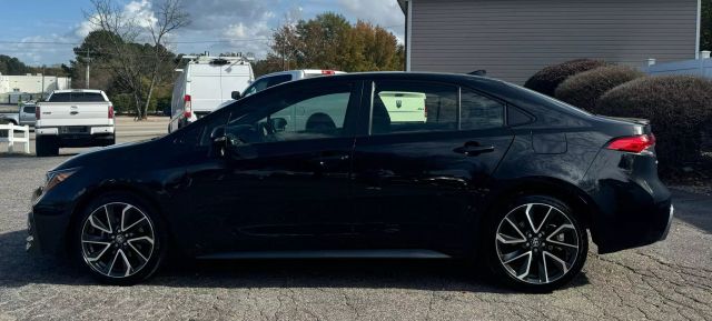 Vehicle image 6 of 19