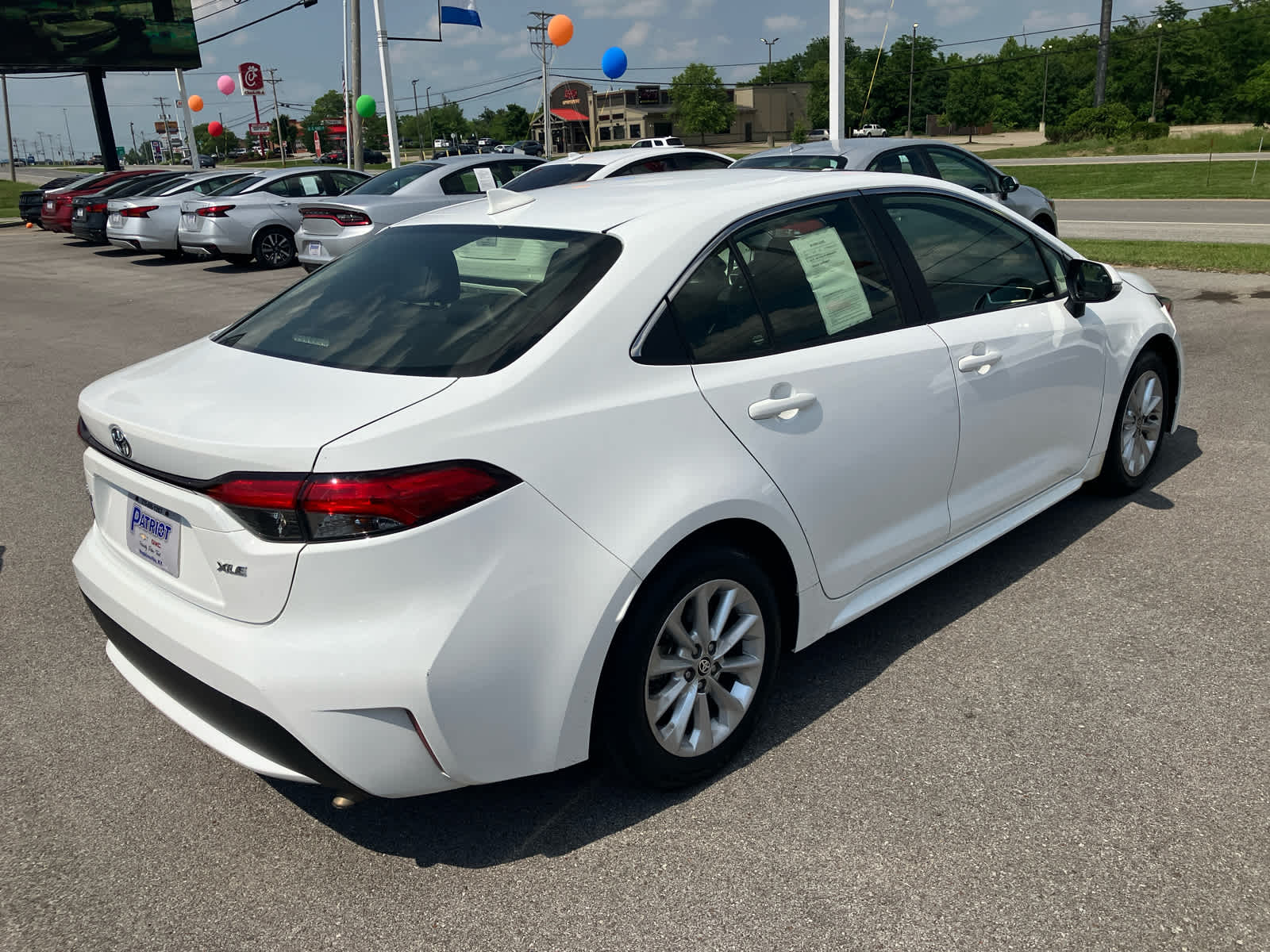 Vehicle image 5 of 31