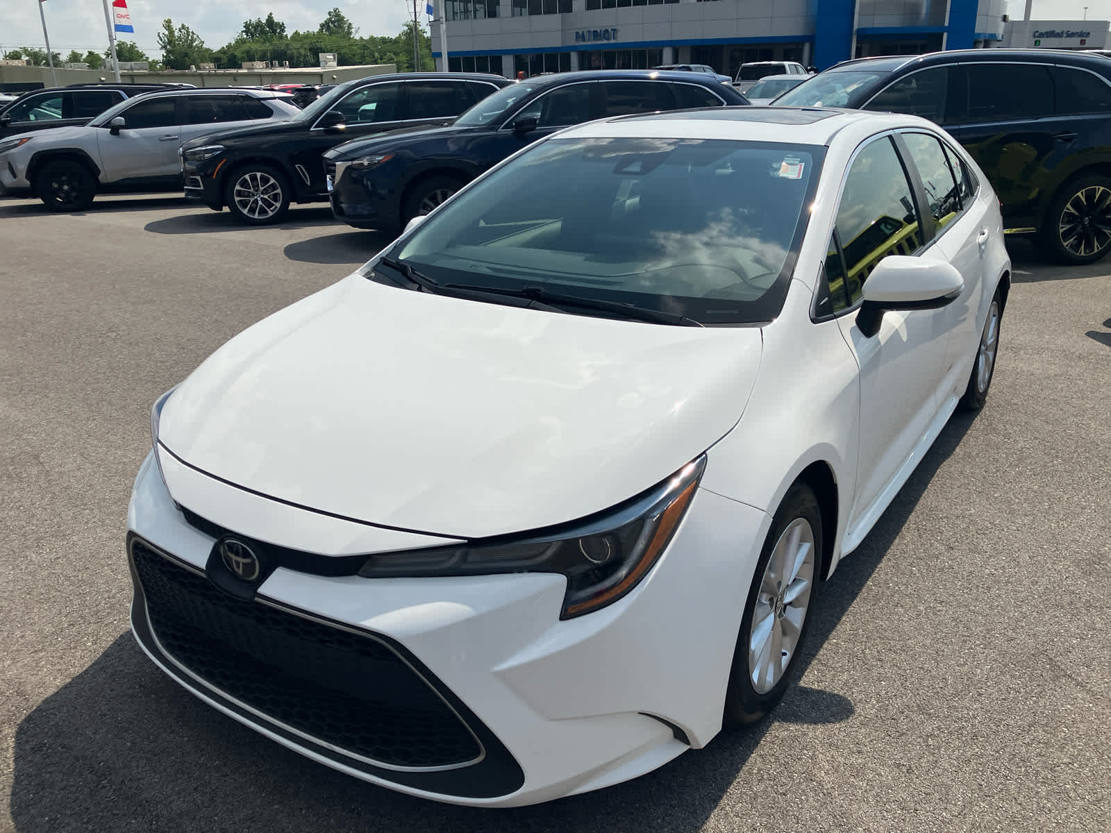 Vehicle image 1 of 31