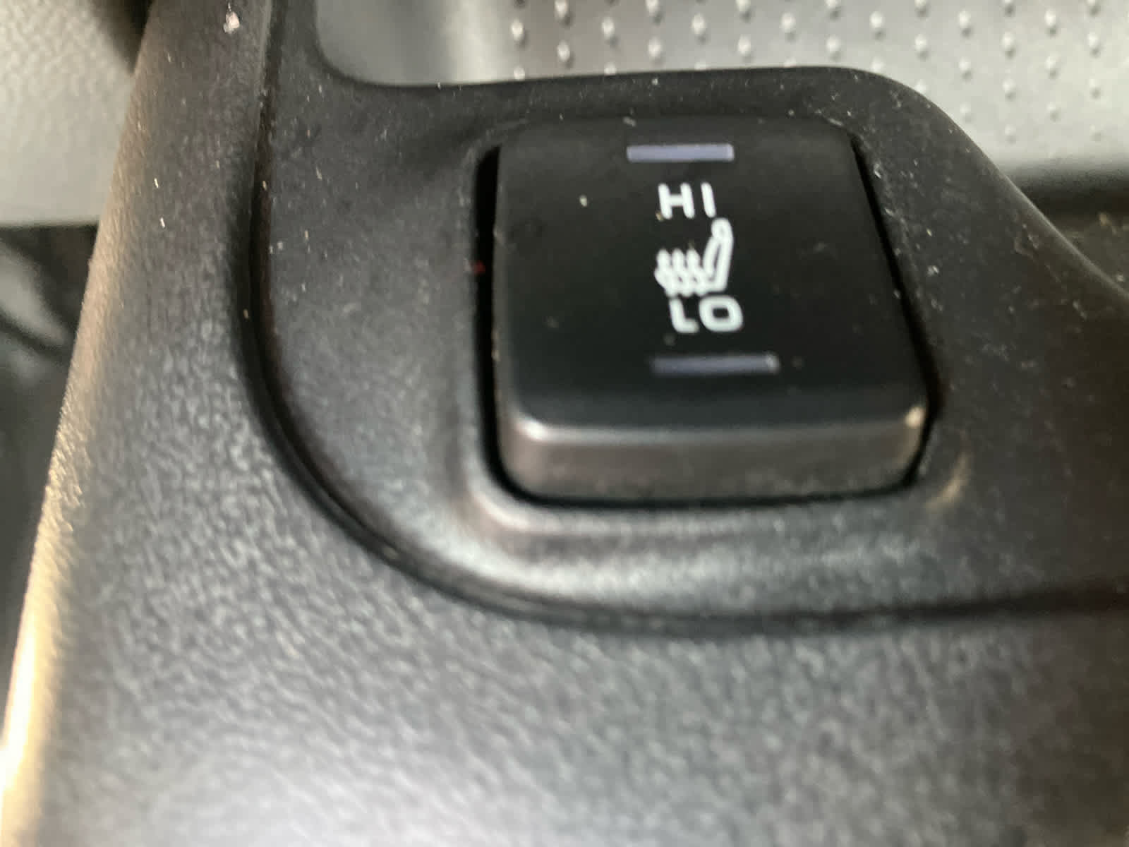 Vehicle image 24 of 31