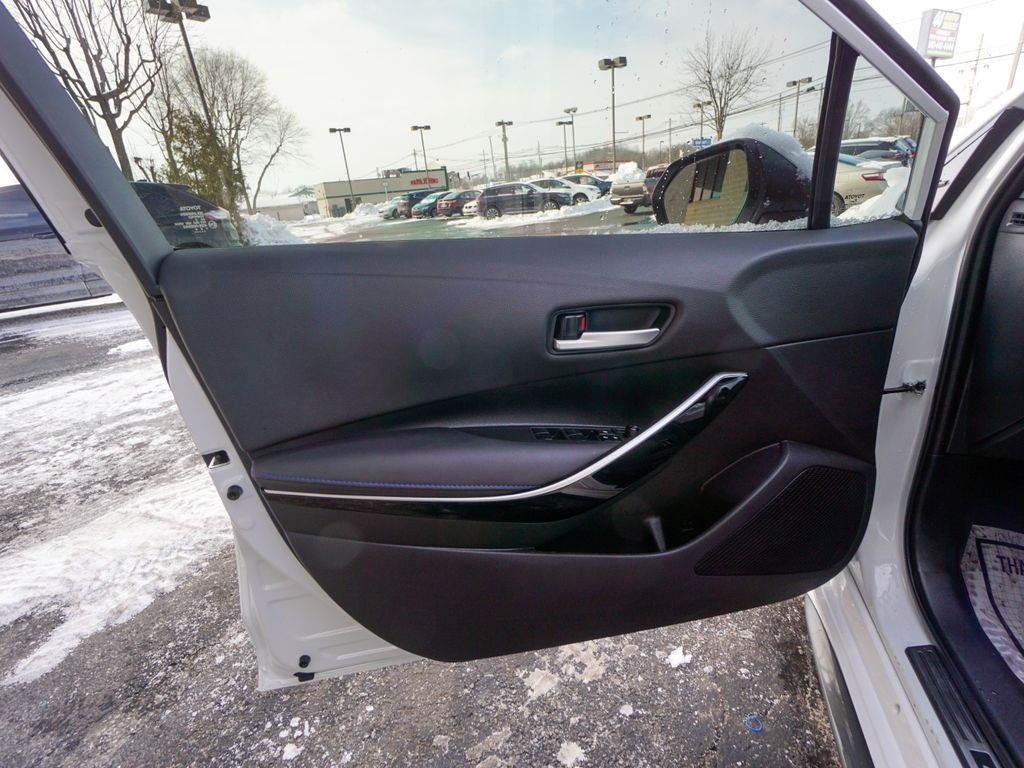 2022 Toyota Corolla XSE Image 30 of 32