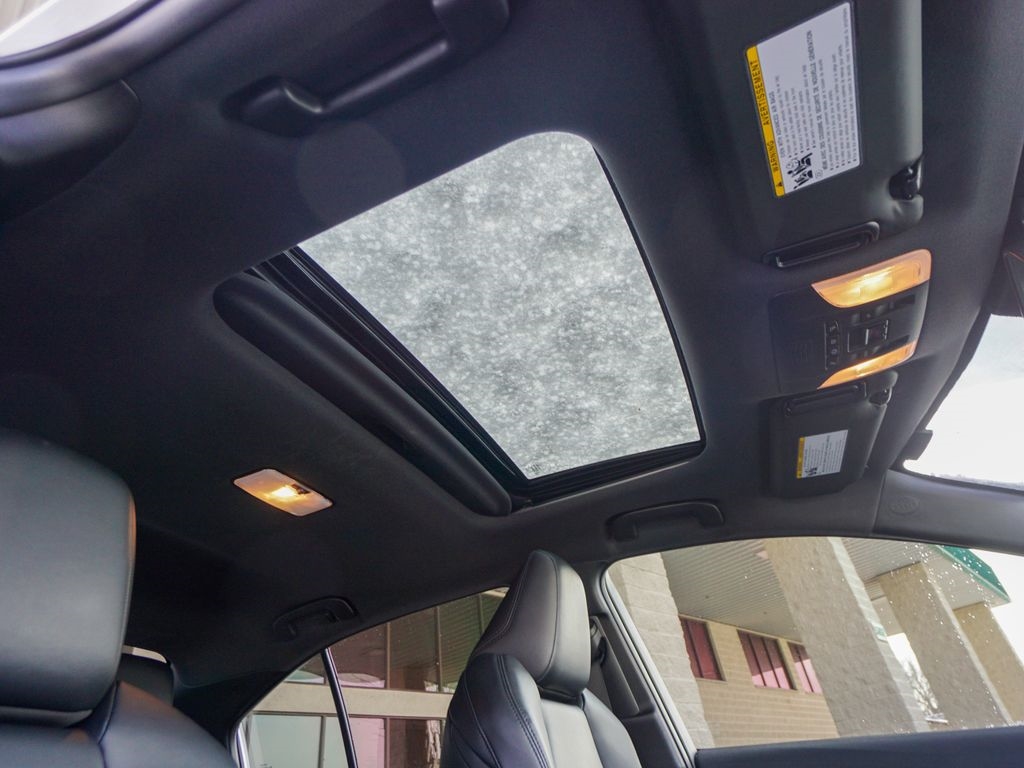 2022 Toyota Corolla XSE Image 14 of 32