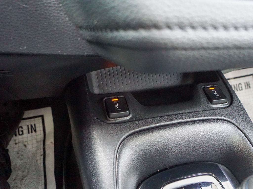 2022 Toyota Corolla XSE Image 28 of 32