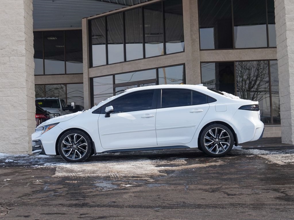 2022 Toyota Corolla XSE Image 7 of 32