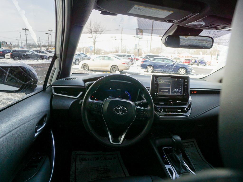 2022 Toyota Corolla XSE Image 17 of 32