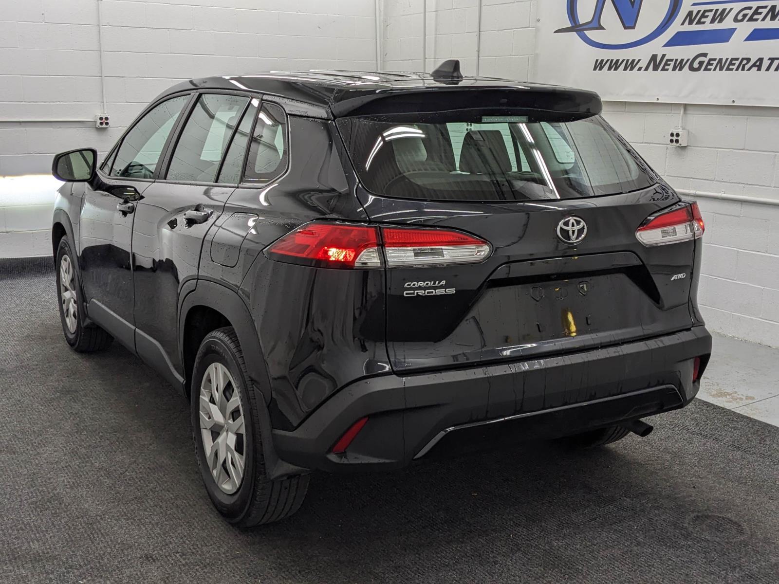 Vehicle image 5 of 28