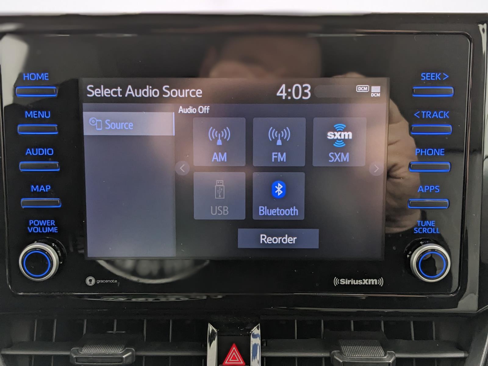 Vehicle image 24 of 28