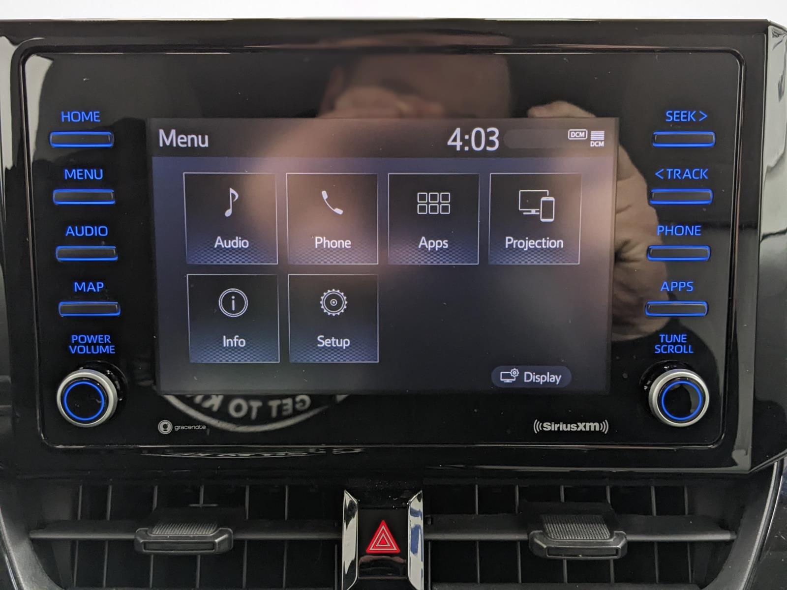 Vehicle image 23 of 28