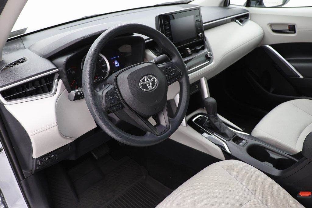 Vehicle image 12 of 20