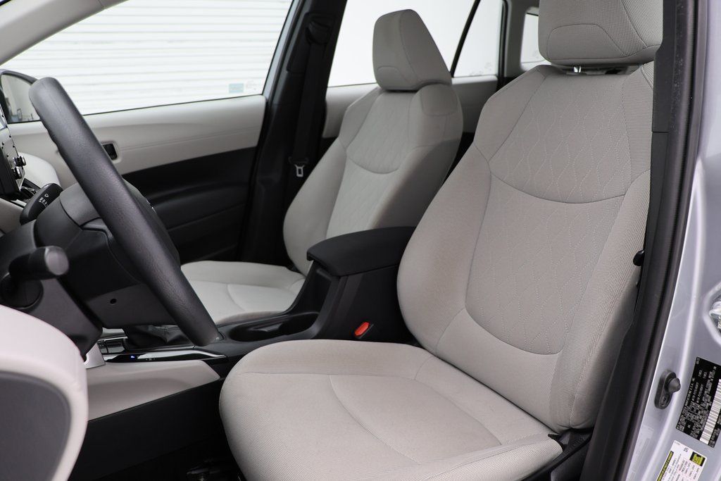 Vehicle image 14 of 20