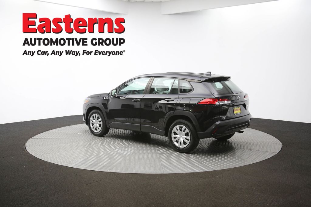 2022 Toyota Corolla Cross L Image 34 of 63