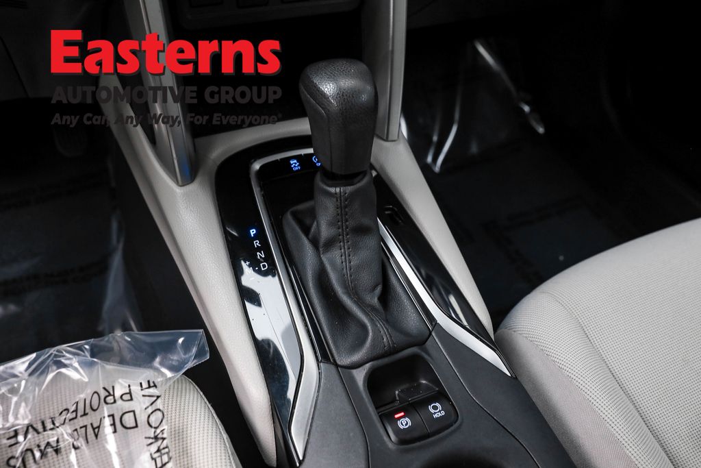 2022 Toyota Corolla Cross L Image 54 of 63