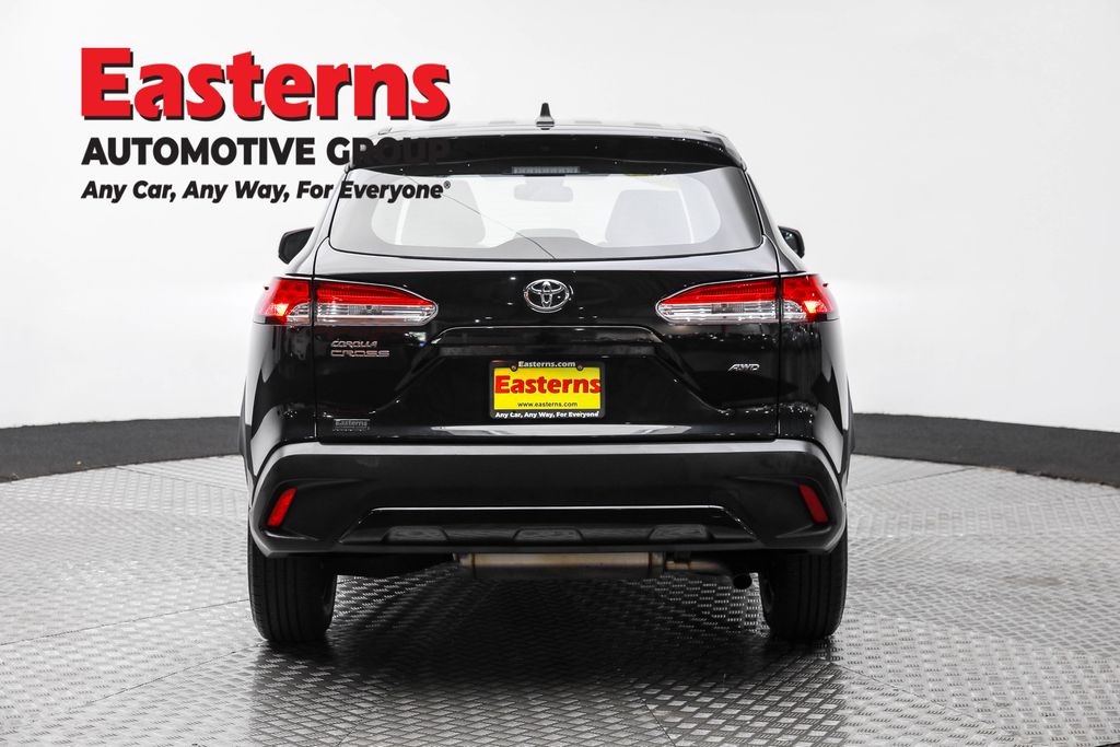 2022 Toyota Corolla Cross L Image 28 of 63