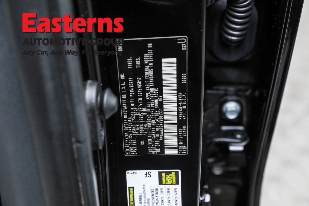 2022 Toyota Corolla Cross L Image 58 of 63