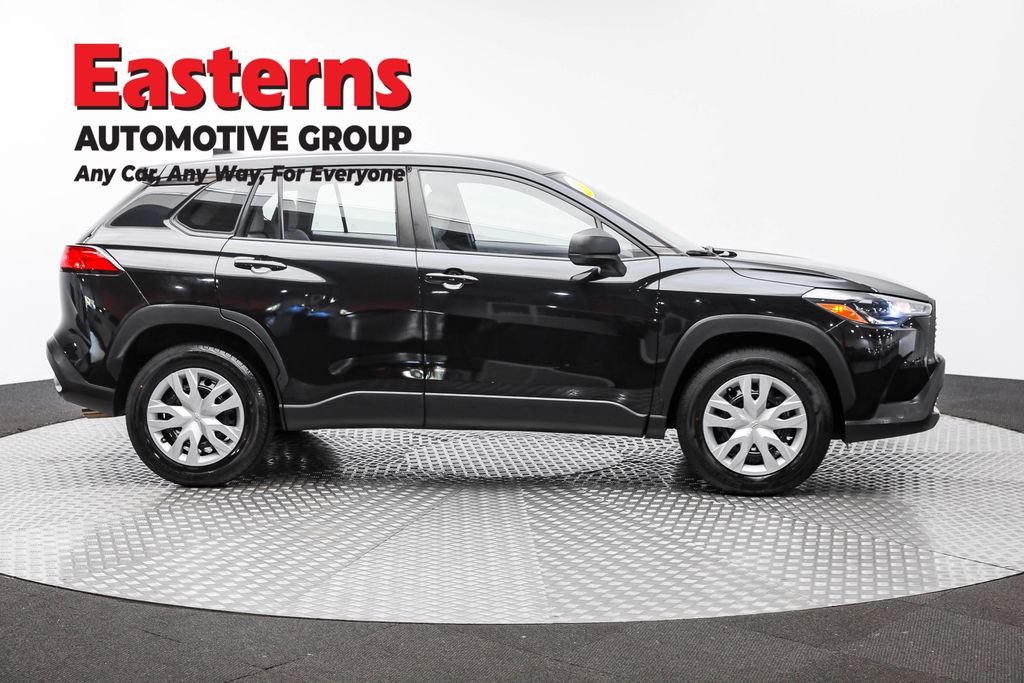 2022 Toyota Corolla Cross L Image 19 of 63