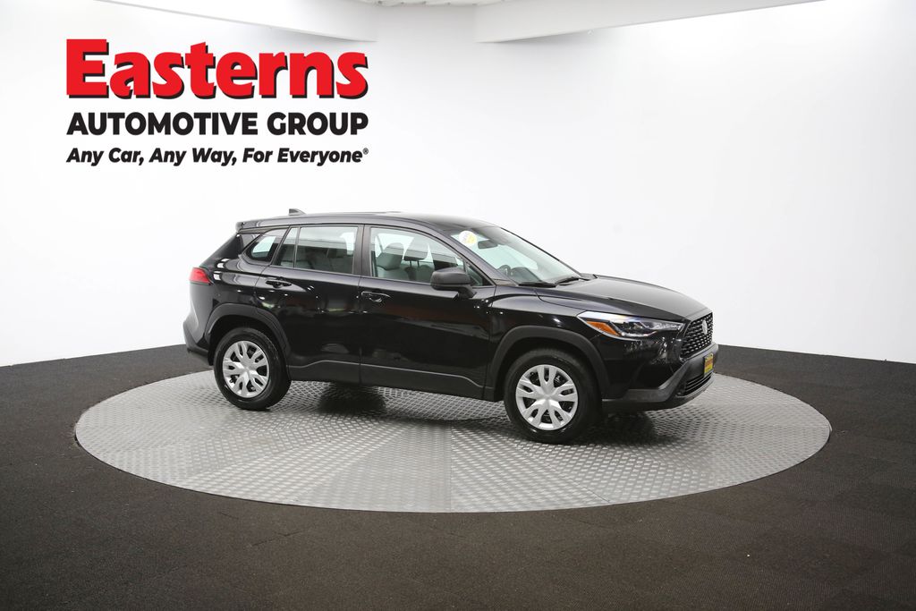 2022 Toyota Corolla Cross L Image 10 of 63