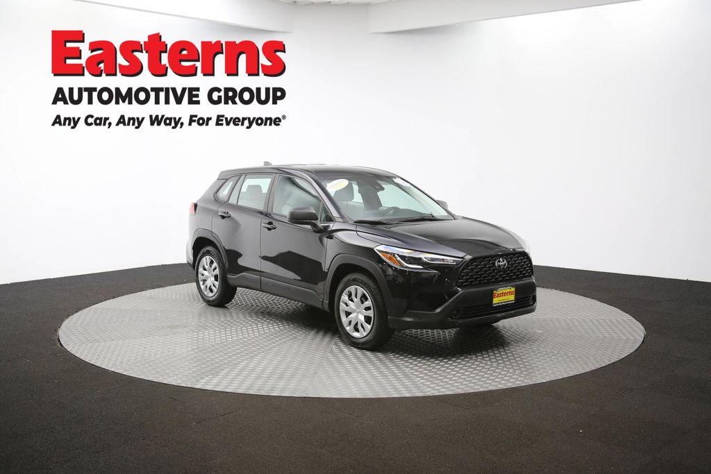 2022 Toyota Corolla Cross L Image 12 of 63