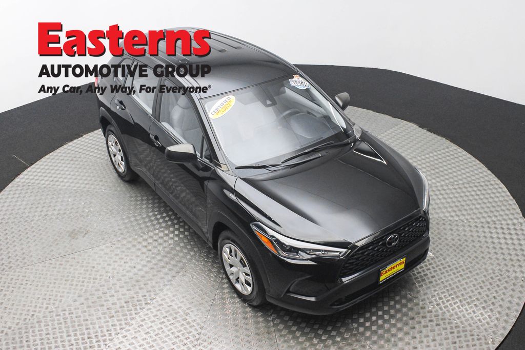 2022 Toyota Corolla Cross L Image 14 of 63