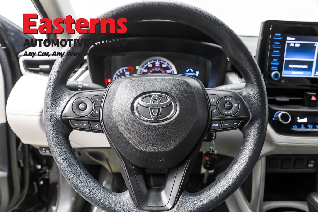 2022 Toyota Corolla Cross L Image 49 of 63