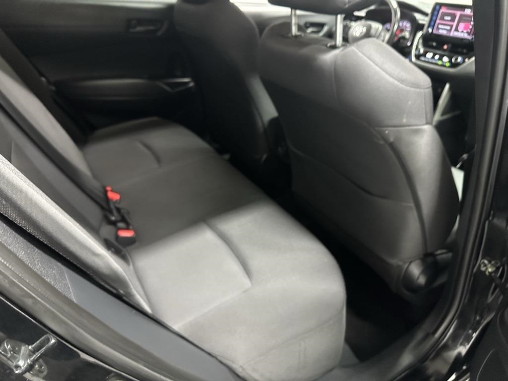 Vehicle image 31 of 38