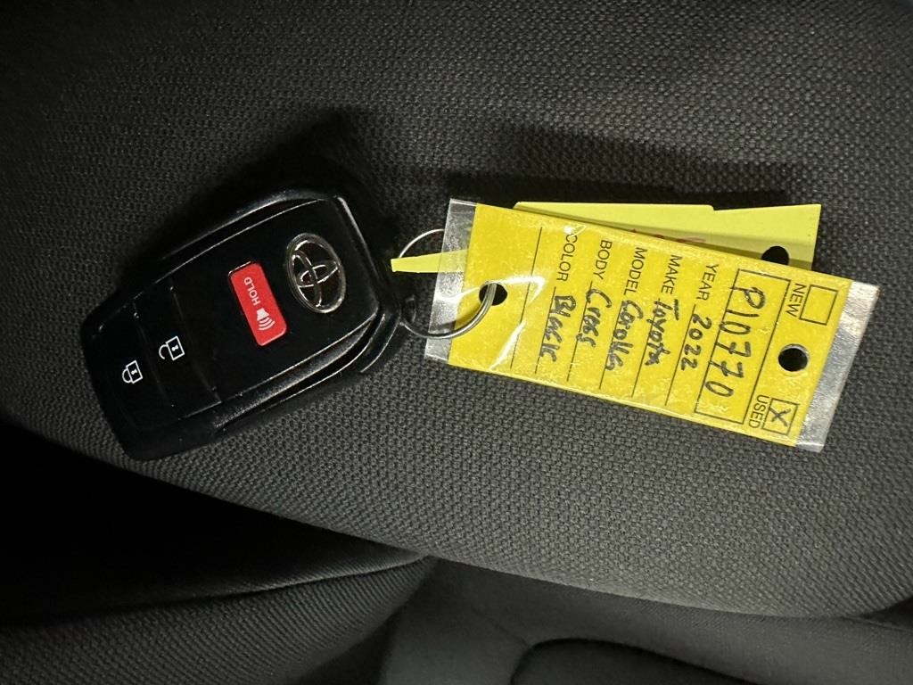 Vehicle image 20 of 38