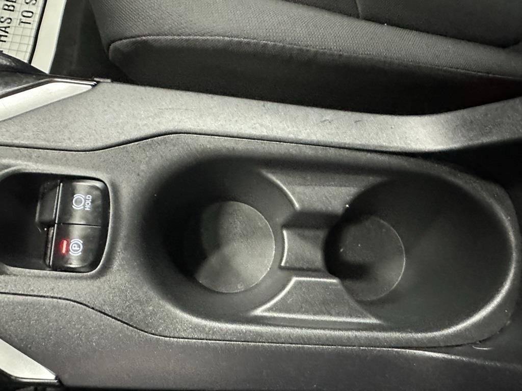 Vehicle image 17 of 38