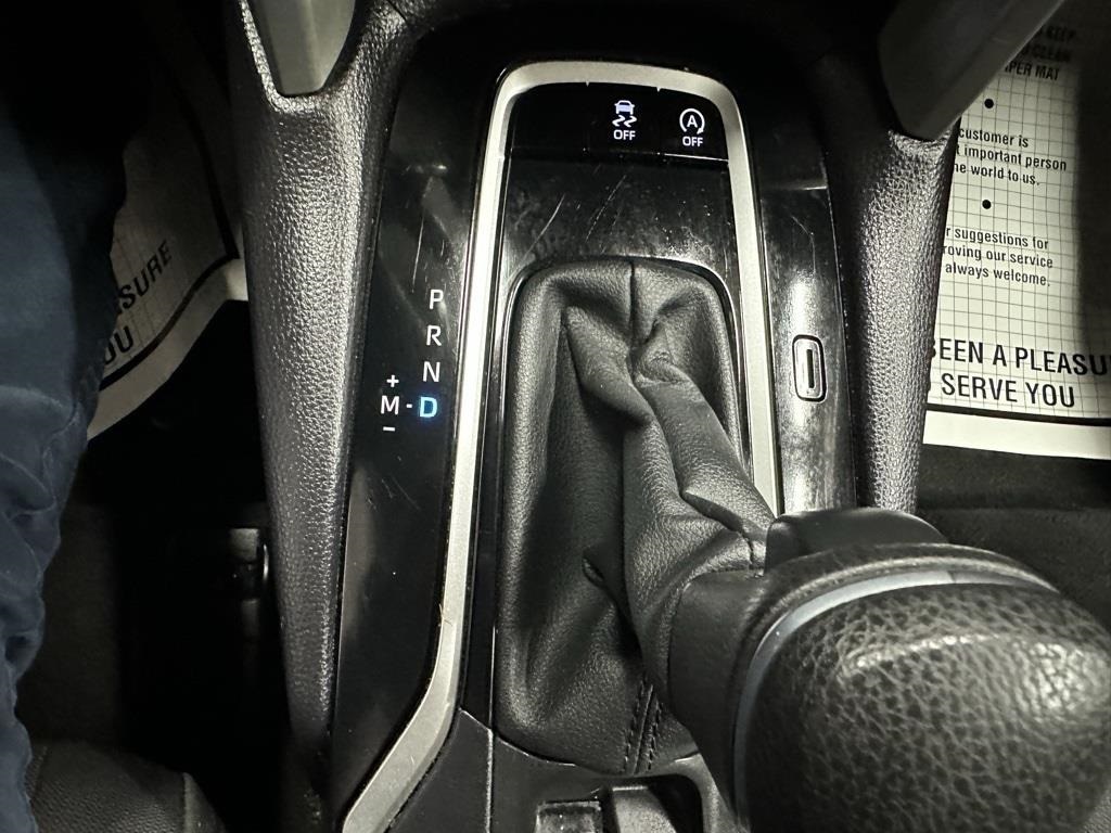 Vehicle image 18 of 38