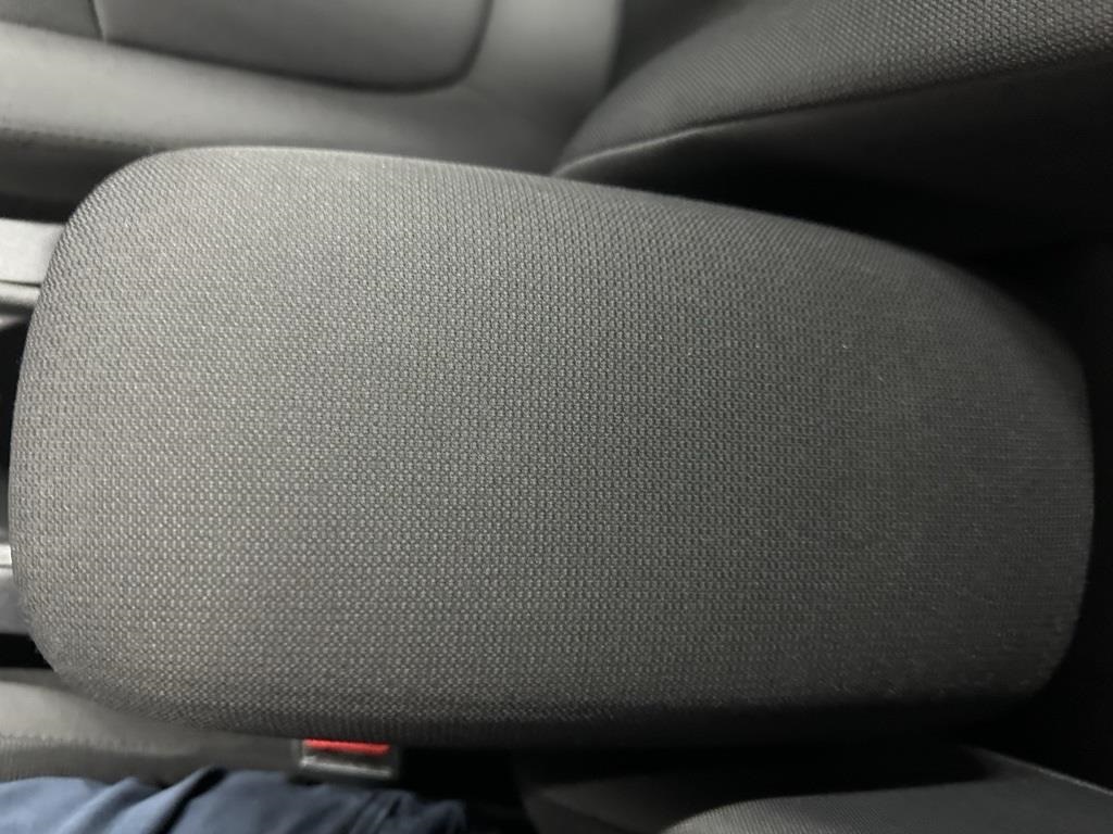 Vehicle image 22 of 38