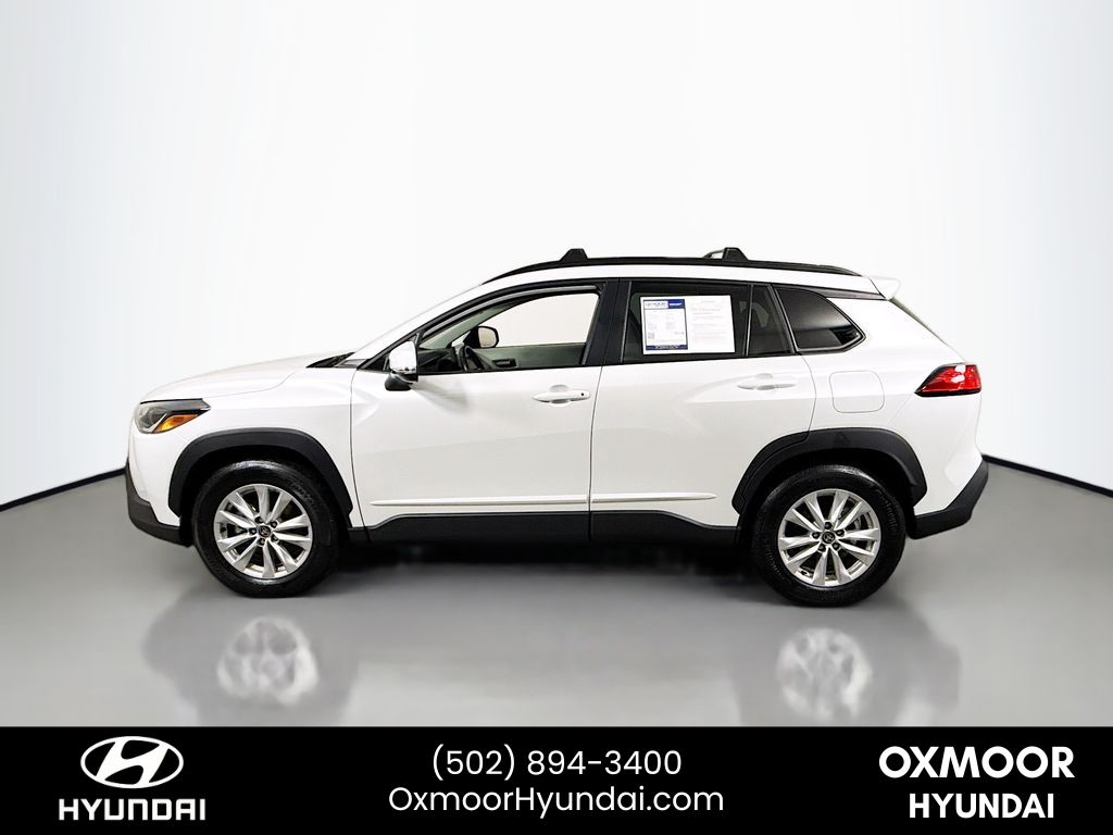 Vehicle image 8 of 38